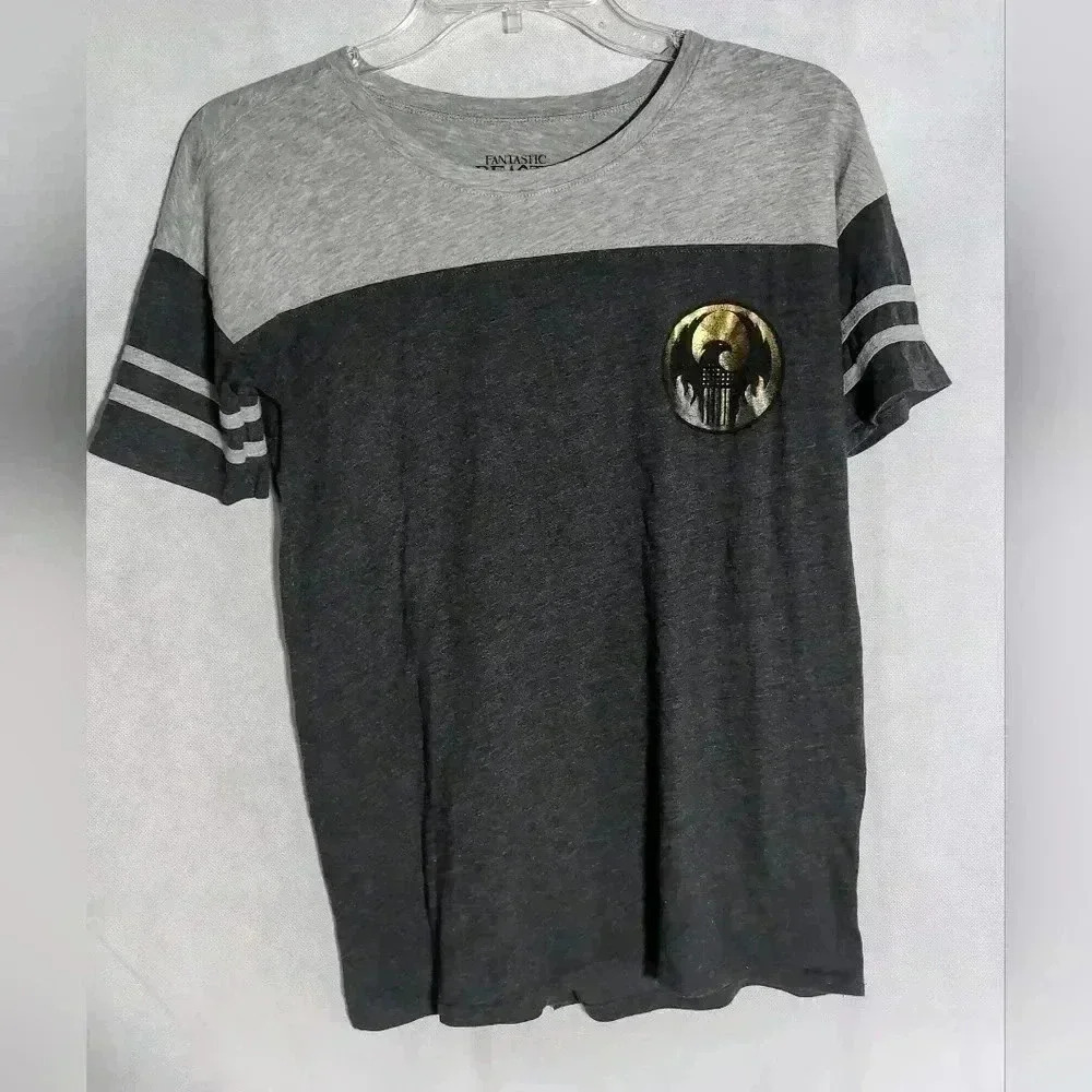 Fantastic Beasts Tshirt Black and Grey ringed sleeve jersey sz S